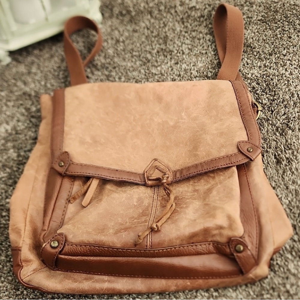 The Sak Tan and Brown Leather Backpack EXCELLENT CONDITION